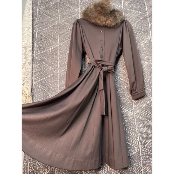 Kitty Dresses & Skirts - Vintage‎ 70's Quiet Luxury Chocolate Brown Jersey Dress Sz S/M